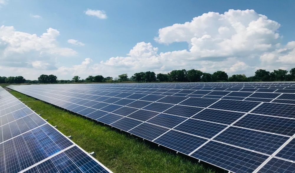 Промышленные солнечные электростанции в Украине: преимущества установки |  Companion UA